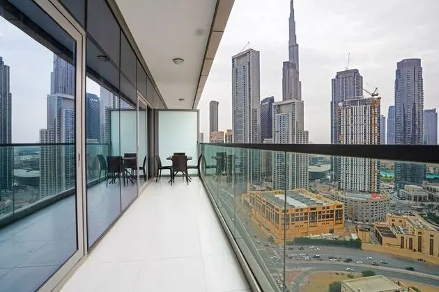 Tanin - Chic Apt With Infinity Pool and Burj Khalifa View
