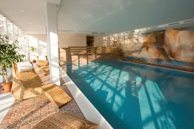 Tannerhof Naturhotel & Gesundheitsresort - Havuz