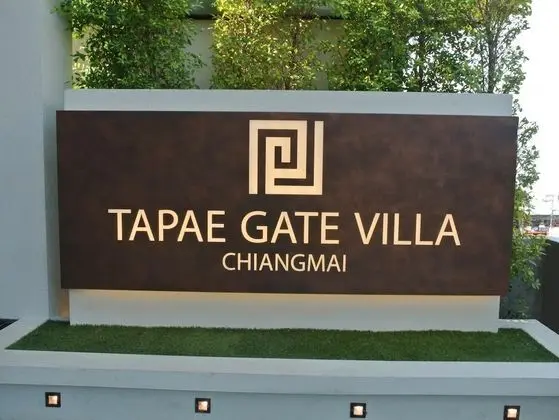 Tapae Gate Villa