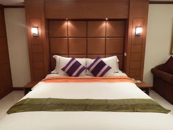 Tara Court Hotel - Oda