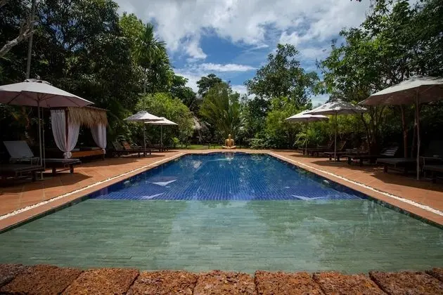 Tara Lodge