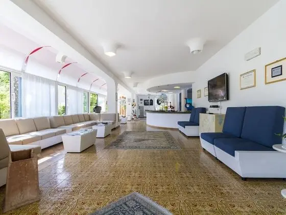 Hotel Tarabella - Lobi