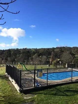 Taradale House Estate - Havuz