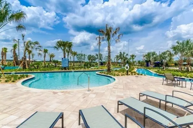 Target Villa Story lake