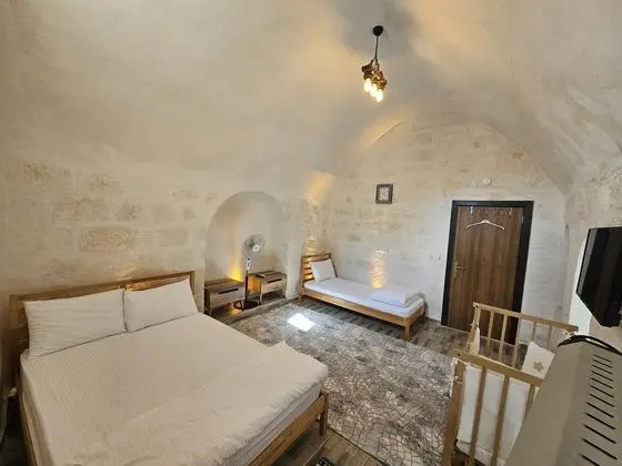 Tarihi Midyat Acar Konağı - Oda
