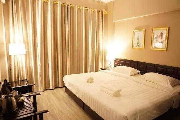 TARIS ART HOTEL PHRAE