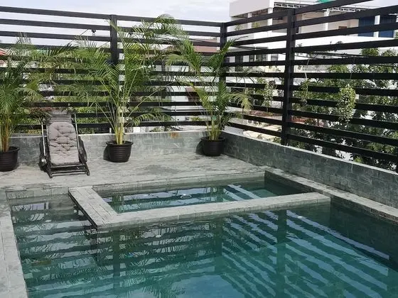 TARO Residence