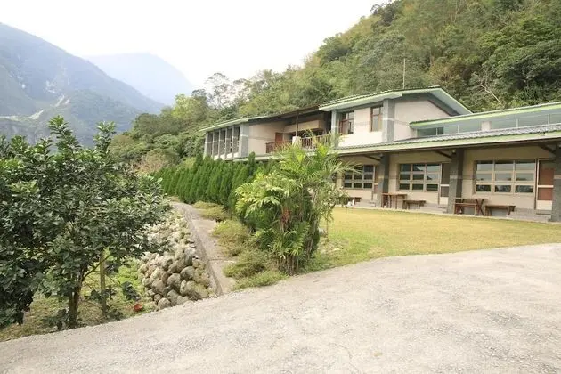 Taroko Mountain Dream Homestay B&B