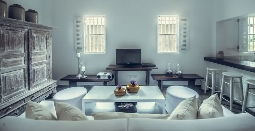 Taru Villas - 906 - Hikkaduwa