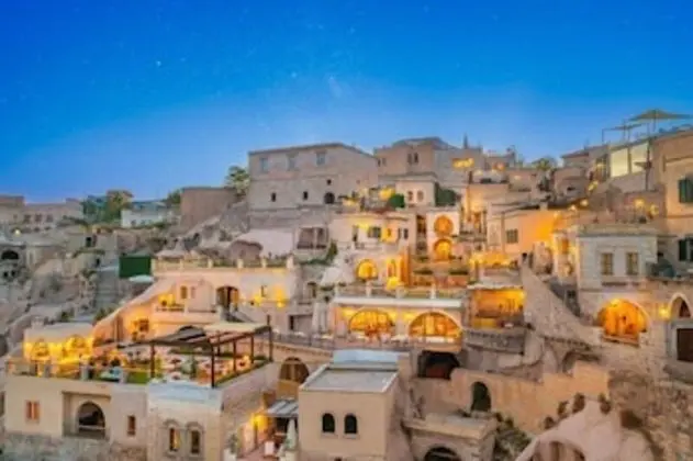 Hotel Taşkonaklar Cappadocia - 3