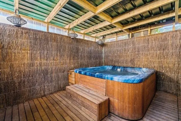 Tasman Holiday Parks - Christchurch - Spa