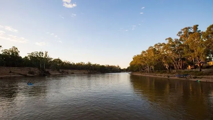 Tasman Holiday Parks - Merool on the Murray - Plaj