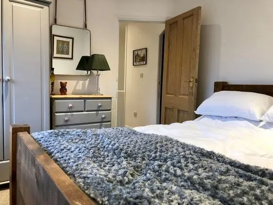 Tasteful 3-br House -private Parking Florence Park - Oda