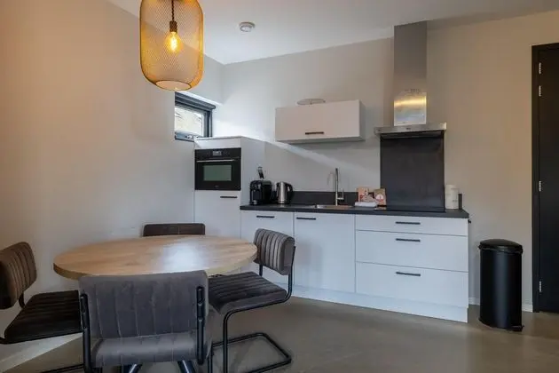 Tasteful Apartment in Vrouwenpolder Close to the Beach - Yerinde Yemek