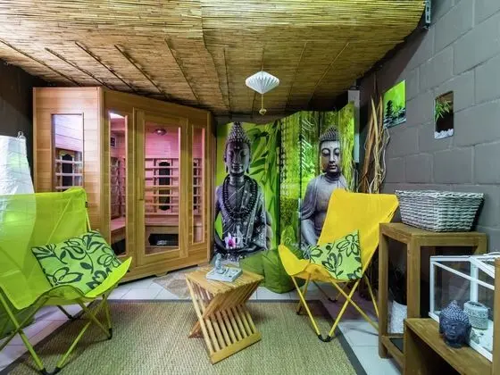 Tasteful Holiday Home in Vodelee With Sauna - Spa