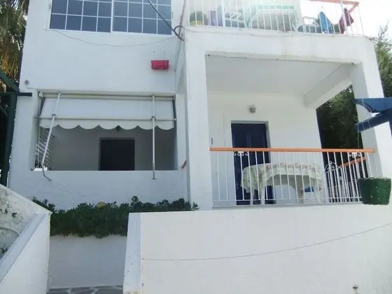 Tatsis Apartments - Oda