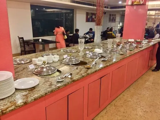 Taurus Sarovar Portico - Yerinde Yemek