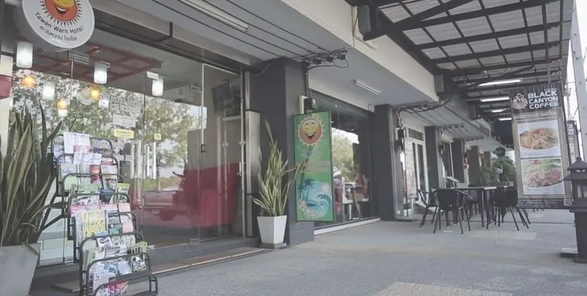 Tawan Warn Hotel - Dış Mekan