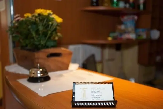 Hotel Taxis Bratislava - Lobi