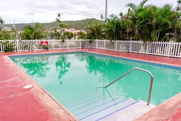 Taylormade Golf Retreat - Havuz