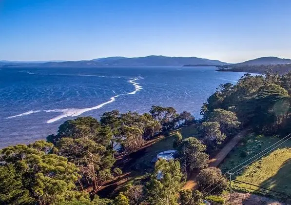 Taylors Bay Cottage - Plaj
