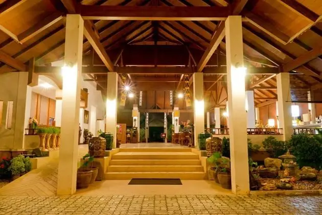 Teak Garden Spa Resort - Lobi