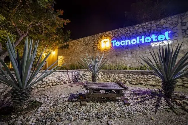 TecnoHotel Valladolid - Dış Mekan