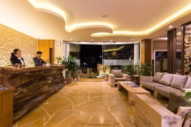 Teeka Resort Suites and Spa - Lobi