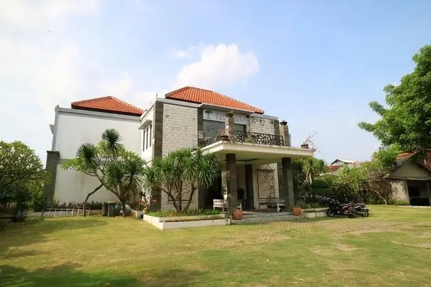 Teges Inn Kuta by Madhava - Dış Mekan