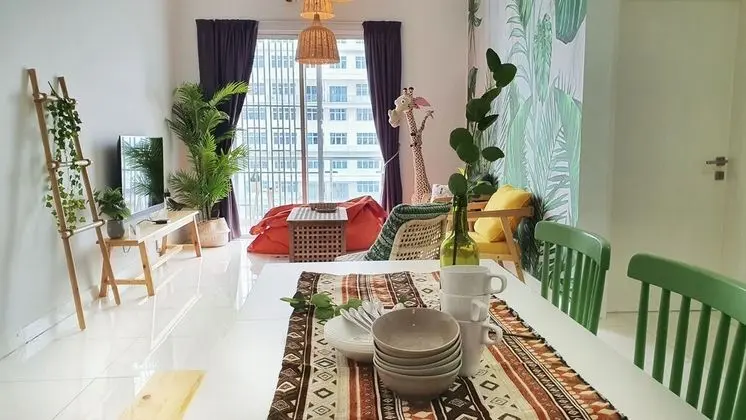 Teiw Family Homestay at Skypod Residence Puchong - Yerinde Yemek