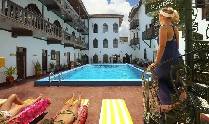 Tembo B&B Apartments - Havuz
