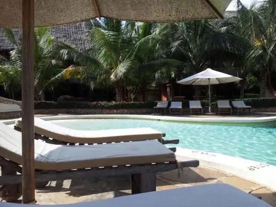 Tembo Court Apartment 160 - Havuz