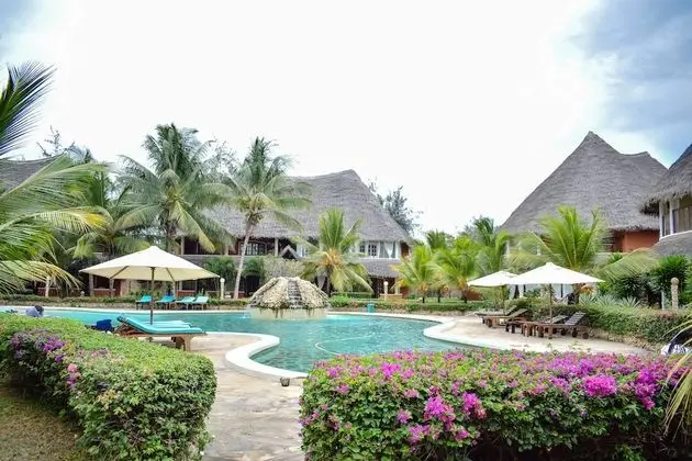 Tembo Court Apartments - Havuz