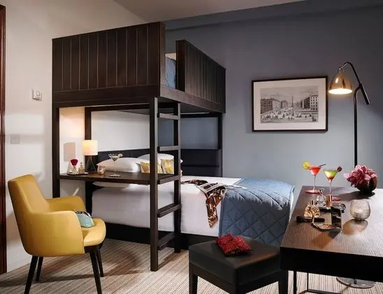 Temple Bar Hotel - Oda