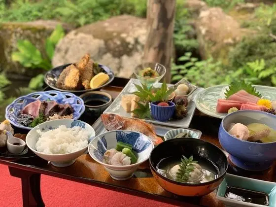 Temple Hotel Takayama Zenkoji - Yerinde Yemek