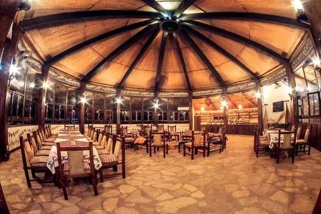 Temple Tiger Green Jungle Resort - Yerinde Yemek