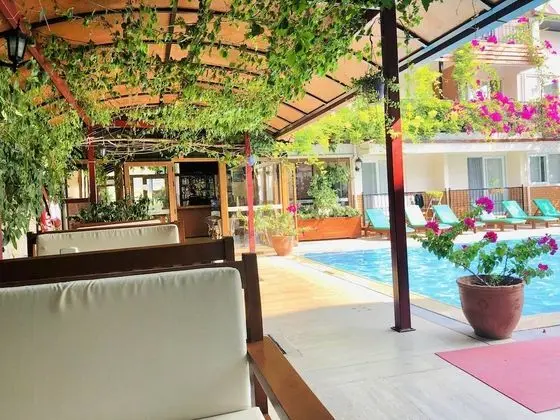 Ten Apart Hotel - Dış Mekan