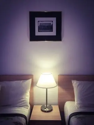Ten Dollar Town Motel - Oda