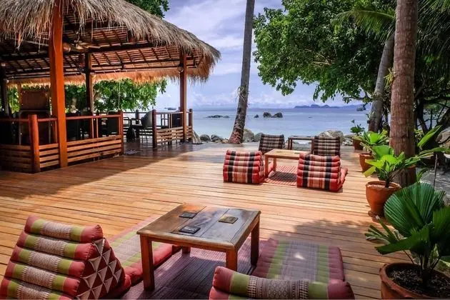 Ten Moons Lipe Resort - Yerinde Yemek