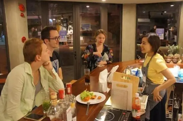 Ten to Ten Danang - Yerinde Yemek