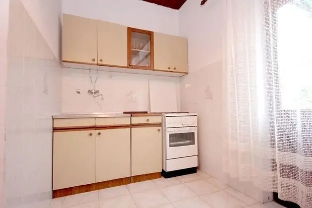 Tenara - in Center & Close to the sea - A2 - Mutfak
