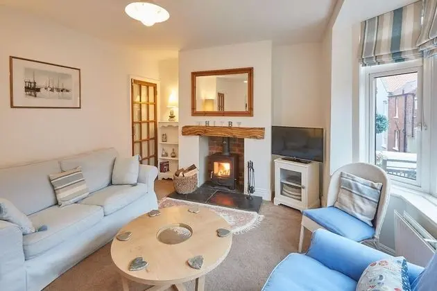 Tenby Cottage in Whitby
