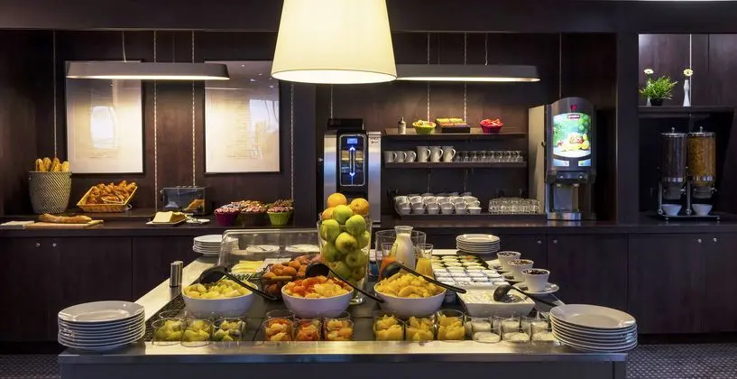 Teneo Apparthotel Bordeaux Begles - Yeme / İçme
