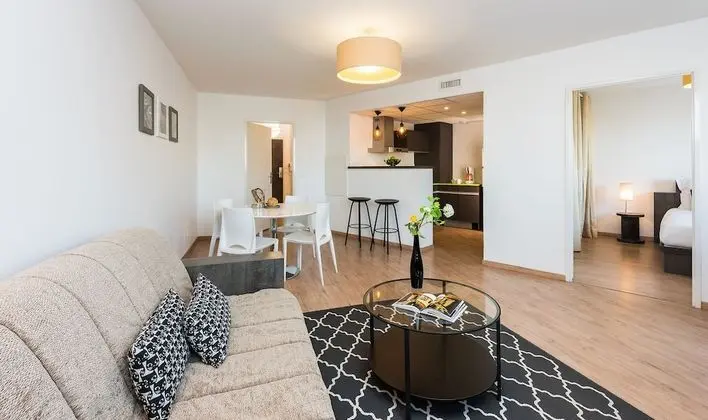 Ténéo Apparthotel Talence Arthéna - Öne Çıkan Resim