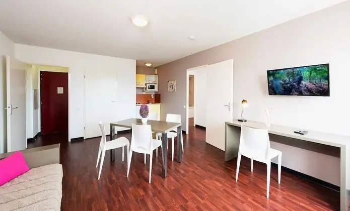 Ténéo Apparthotel Talence - Mutfak