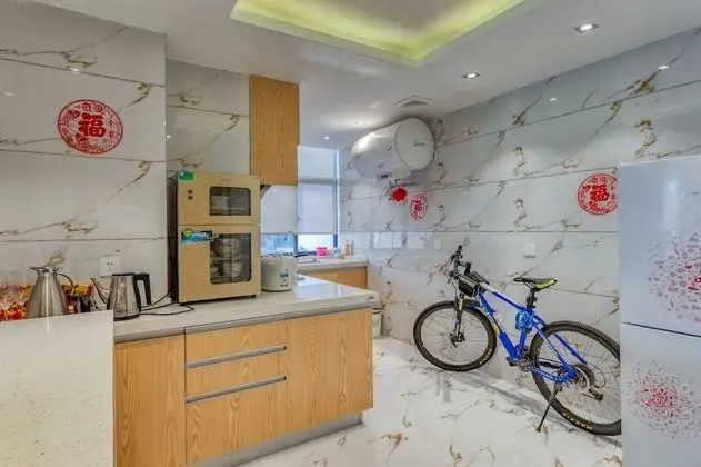 Tengchong Two Suite Guesthouse - Mutfak