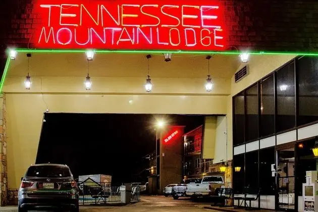 Tennessee Mountain Lodge Riverside by OYO - Dış Mekan