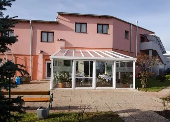 Hotel & Tenniscenter Khail