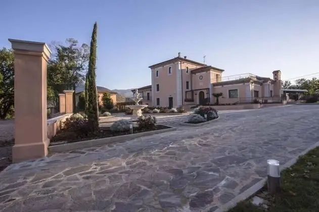 Tenuta Esdra - 1