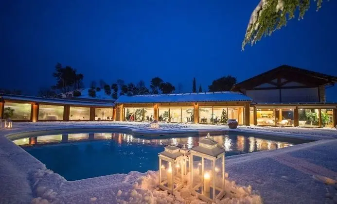 Tenuta Vecchio Castagno - Havuz